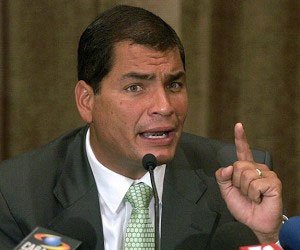 Correa anuncia que no asistirá a Cumbre de las Américas.